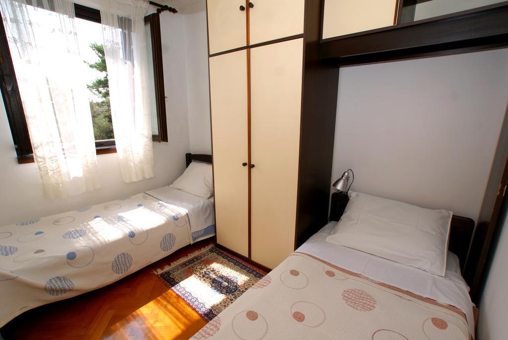 Apartment Ana 1 Malinska Zimmer foto